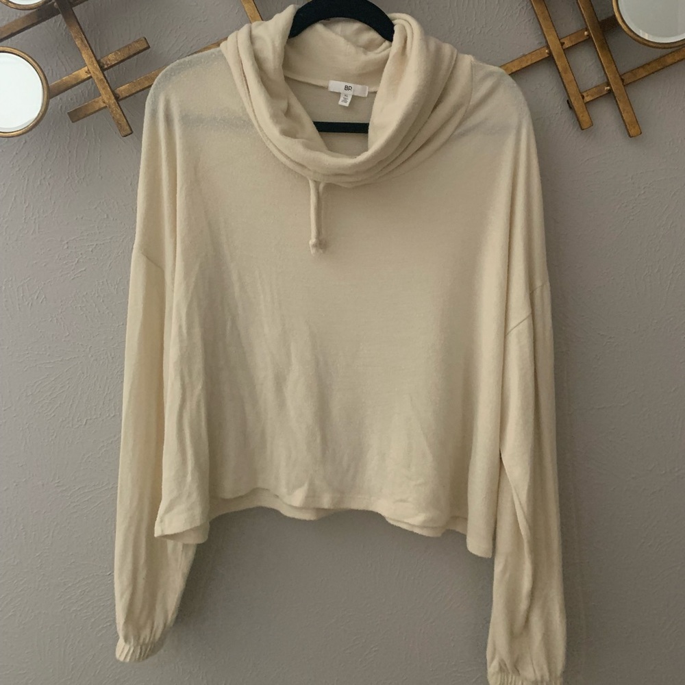 BP Cream athleisure sweater with bishop sleeve